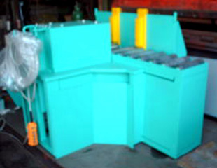 横型式プレスの写真